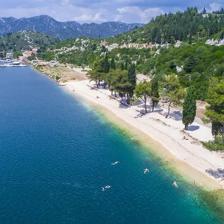 Etno House Wagner Ploče